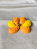 La Solaire — Boucles d'oreille fleur raffia tressé main, été